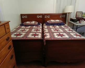 PAIR OF DUNCAN PHYFE TWIN BEDS
