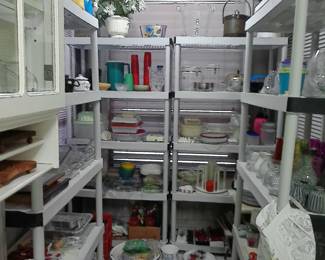 KITCHENWARE, TUPPERWARE, VASES & CANDLES