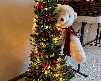 Ditz Designs Christmas tree with Polar Bear