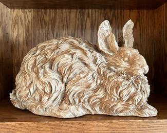 Composite rabbit decor