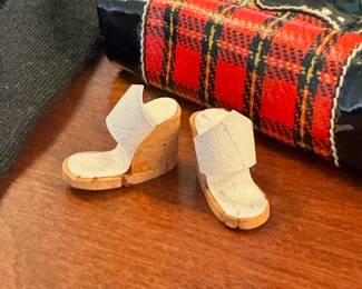 1961 Bubble Cut Titian Red Hair Barbie with original striped swimsuit, Barbie Doll Case and 10 outfits.  Outfits include ‘Evening Splendor’, ‘Friday Night Date Night’, ‘Solo In The Spotlight’, ‘Winter Holiday’, ‘Nighty Negligee’ and more.  There are a few additional accessories & shoes.  THIS WILL BE SOLD AS ONE LARGE COLLECTION. 