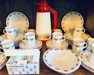 Just in time for the Holiday’s!  Nice selection of Porsgrund Hearts and Pines, including some rare and hard to find pieces