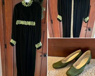 Vintage green velvet bridesmaids dress with original satin pumps & fascinator 