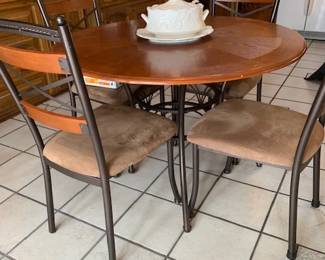 Kitchen Table and Chairs