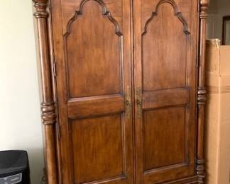 Lane armoire