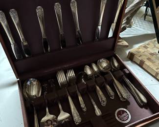 Flatware Set