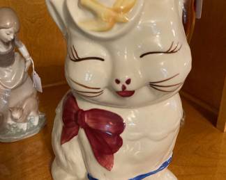 Vintage cookie jar