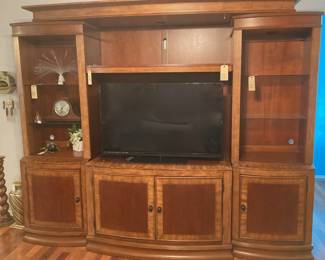 Buy in entirety or per piece (3 pieces)