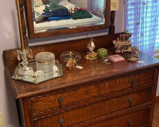 Antique dresser has matching washstand