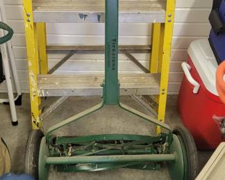 FIRESTONE REEL PUSH LAWN MOWER