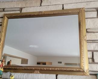 ANTIQUE GILT FRAMED MIRROR
