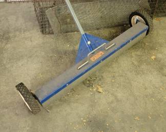 MAGNETIC SWEEPER