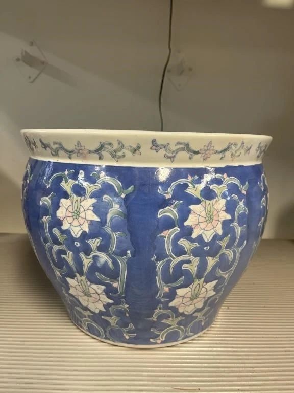 Art, jewelry ,rugs & more in Vienna, VA starts on 11/6/2023