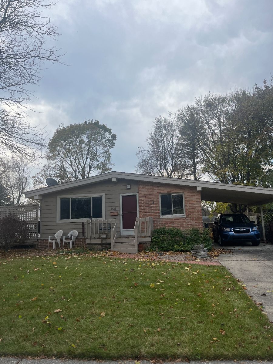 Kellie’s Blue Moon Estate Sale in Lansing starts on 11/17/2023