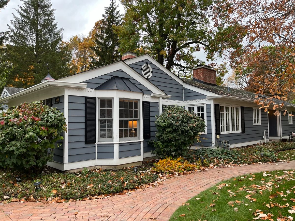 Lovely Glenview Estate Sale starts on 11/16/2023