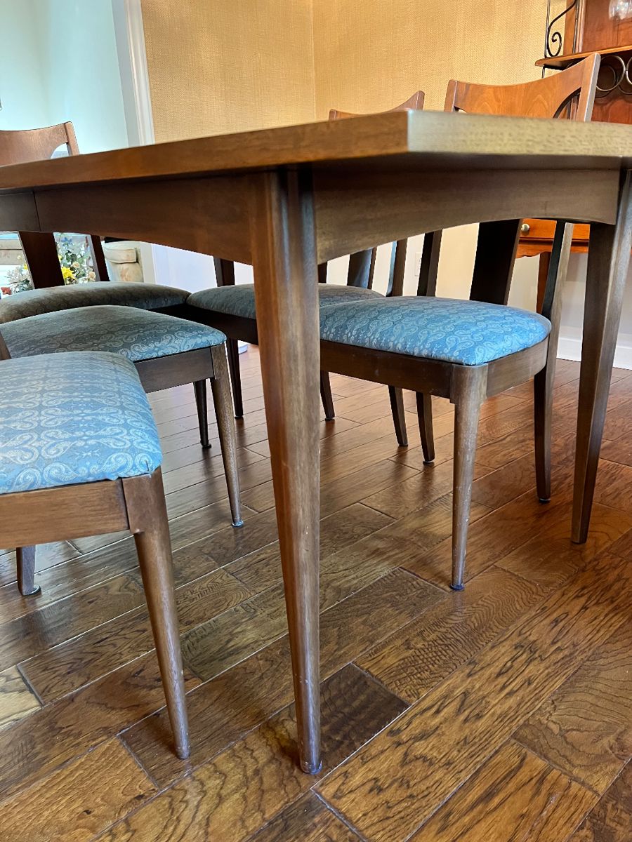 Stonehaven Downsizing Sale in Charlotte, NC starts on 11/10/2023