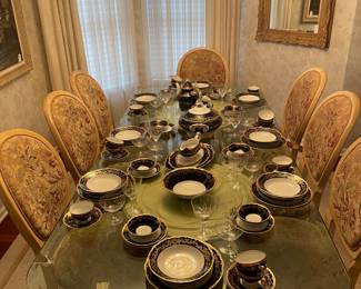 Bernhardt Glass Top Dining Table with 8 Chairs with a 92 pc Set of Echt Weimar Kobalt China and a 19 pc Crystal Stemware set