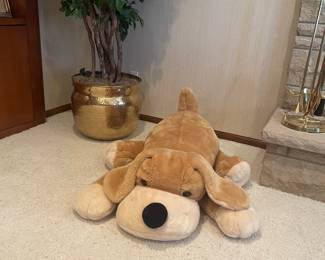 Large FAO Schwarz Dog