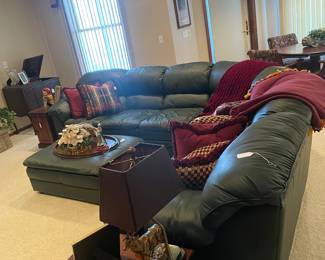 Horizons by Palliser Leather Sofa