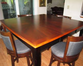 High top table with leaf