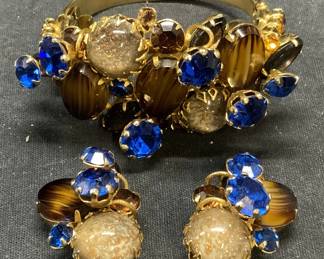 2 HATTIE CARNEGIE Tigers Eye Cabochon Jewelry Set
