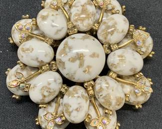 HAR Gold Tone White Flower Brooch
