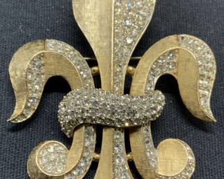 MARVELLA Gold Tn Crystal Fleur De Lis Brooch
