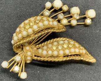 HATTIE CARNEGIE Gold Tone Crystal Flower Brooch
