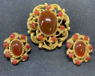 2 HATTIE CARNEGIE Gold Tone Red Brooch & Earrings
