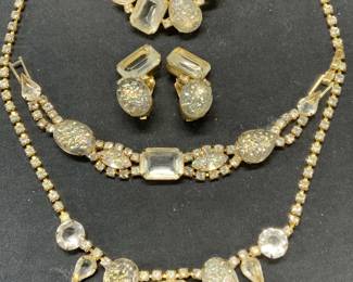 4 Crystal Necklace, Bracelet, Brooch, Earrings Set
