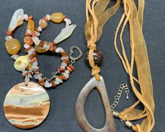 2 Agate & Amber Style Pendant Necklaces
