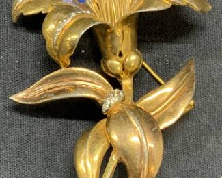 R DEROSA Gold Plated Flower Fur Clip 4in
