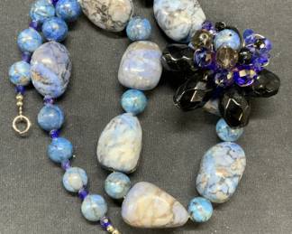 Blue Natural Stone Crystal Flower Necklace
