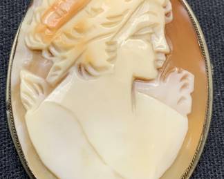 .800 Silver Carved Shell Cameo Brooch
