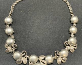 SCHIAPARELLI Silver Tone Cabochon Choker Necklace
