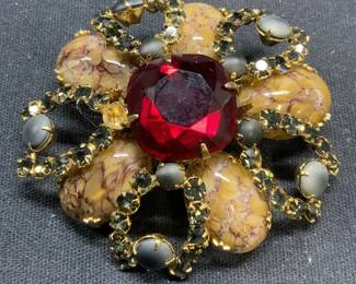 SCHREINER Gold Tn Red Crystal Flower Brooch
