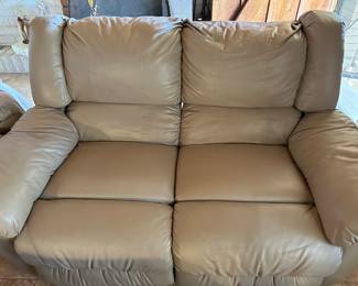 Leather recliner sofas 