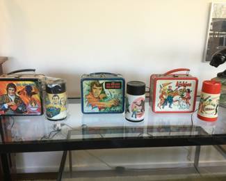 Vintage Collectible Lunch Box ( with thermos)     The Fall Guy....Six Million Dollar Man....The Archies   