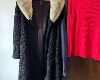 FUR COAT