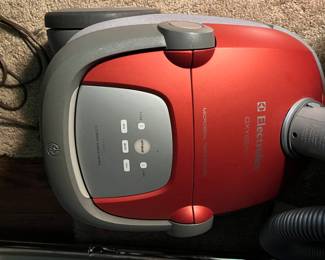 ELECTROLUX VACCUM