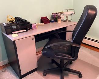 OFFICE DESK & CHAIR