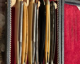 VINTAGE BARBER RAZORS