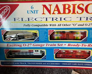 NEW VINTAGE NABISCO TRAIN SET