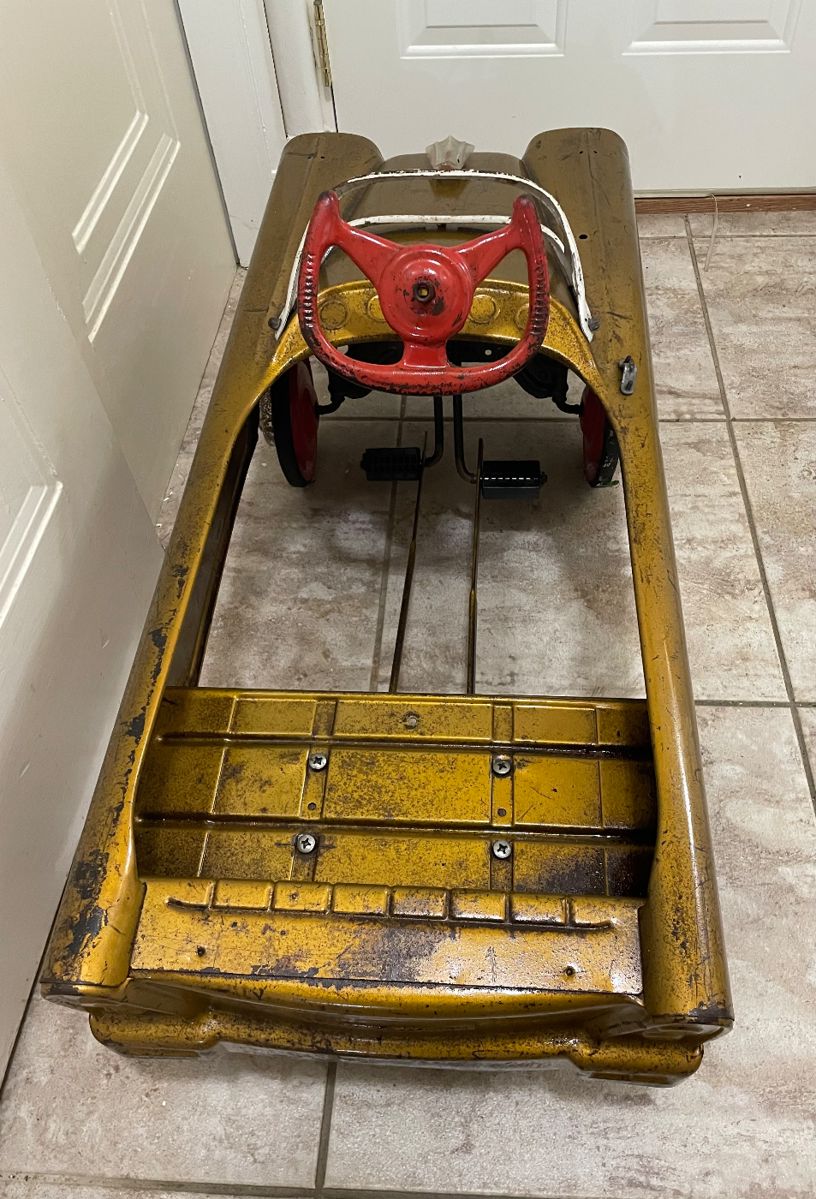 Cuyahoga Falls Estate Sale starts on 11/11/2023