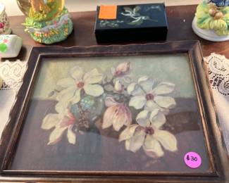 Dresser stationary box