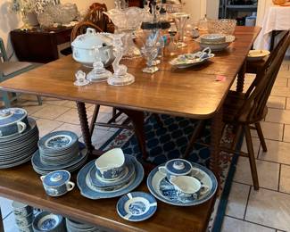 Dining table, two benches  and chairs