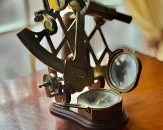 Sextant