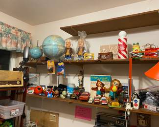Vintage Tin and die cast toys, Vintage globes