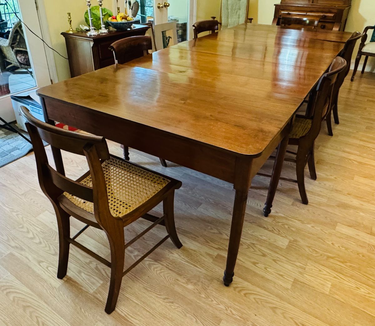 CARDON ESTATE SALES Early American Antiques... starts on 12/1/2023