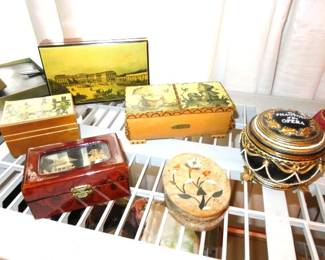 Trinket/Jewelry Boxes